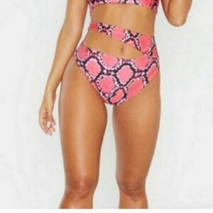 NEW PRETTY LITTLE THINGS High Waist snake Print Cut Out  Bikini Bottoms Size 8